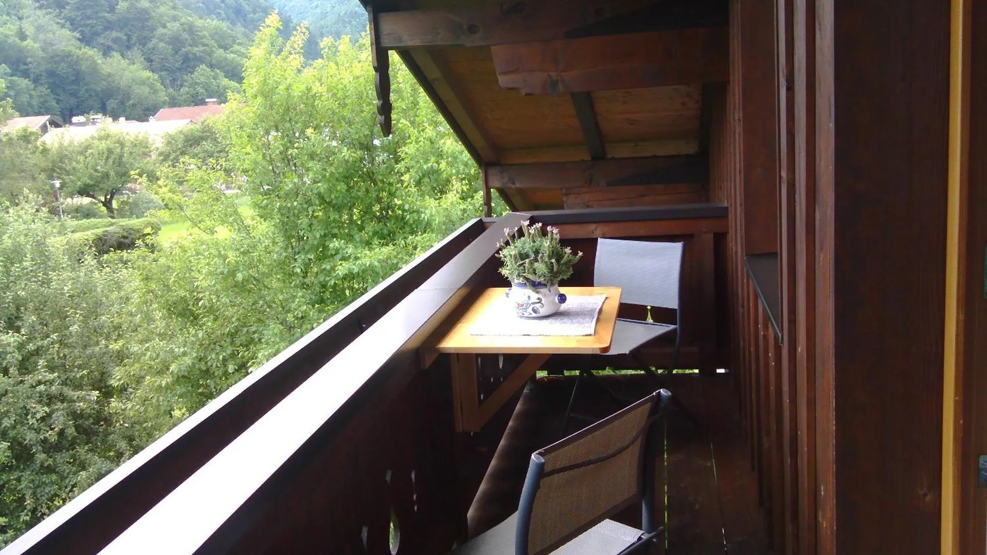 Appartement Gaestehaus Weissenbacher-Ferienwohnungen Marquartstein Duitsland