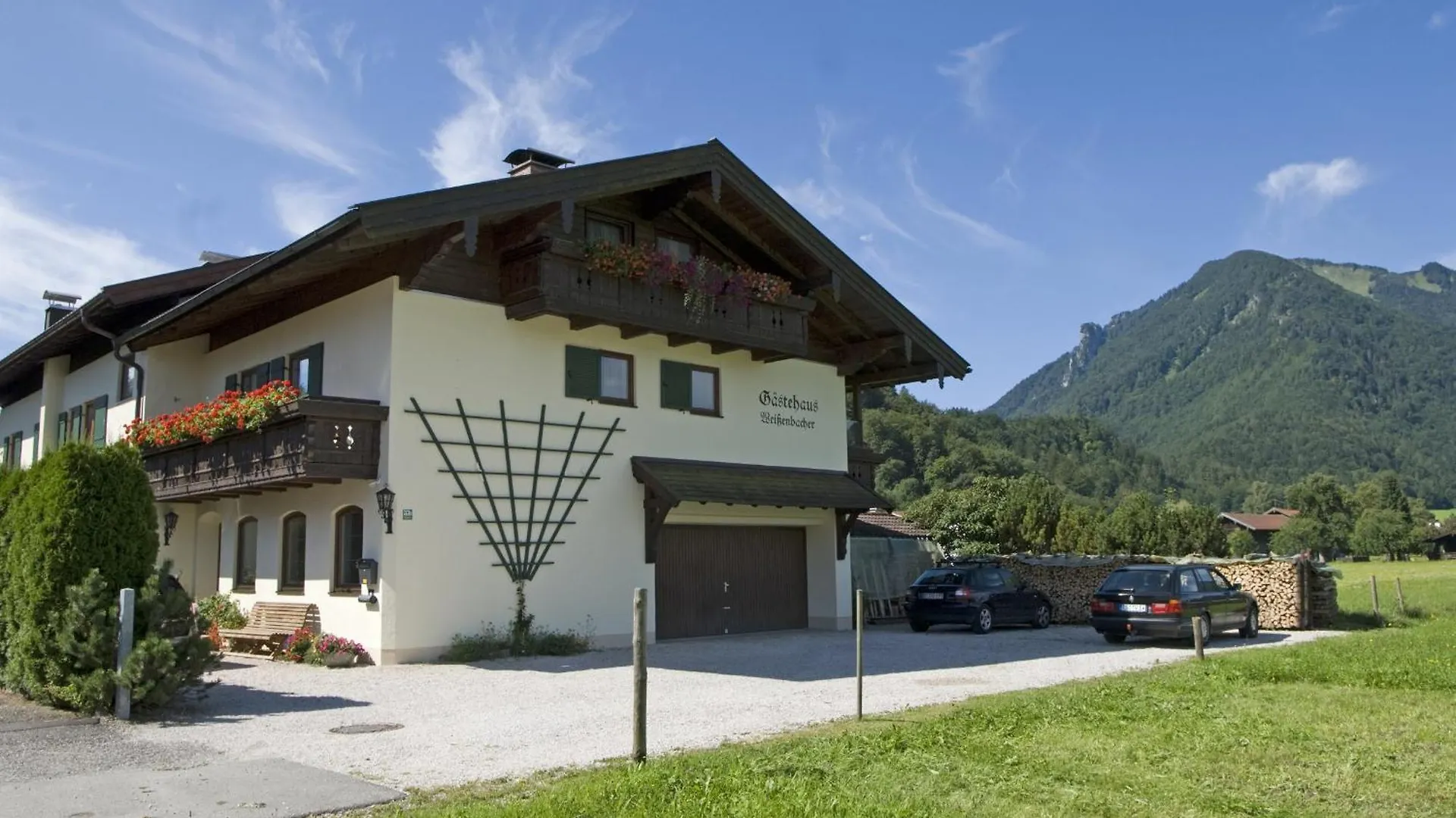 Gaestehaus Weissenbacher-Ferienwohnungen Marquartstein 0*,