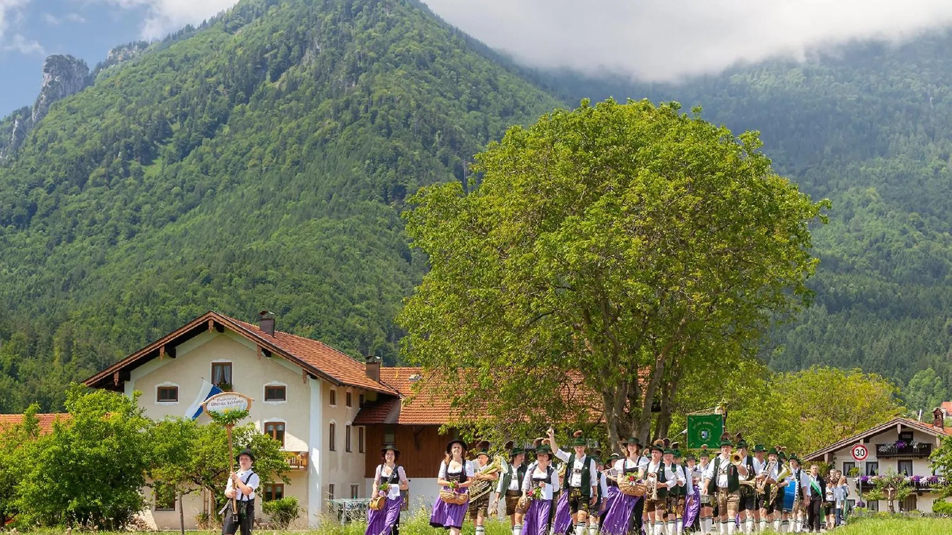 Appartement Gaestehaus Weissenbacher-Ferienwohnungen Marquartstein