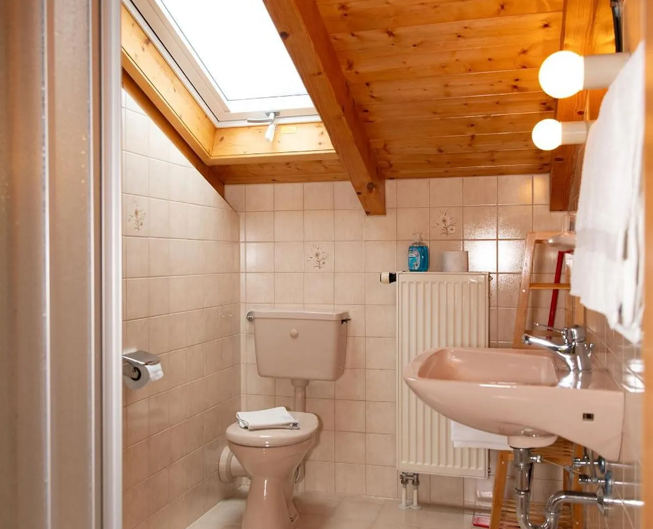 Gaestehaus Weissenbacher-Ferienwohnungen Marquartstein Appartement