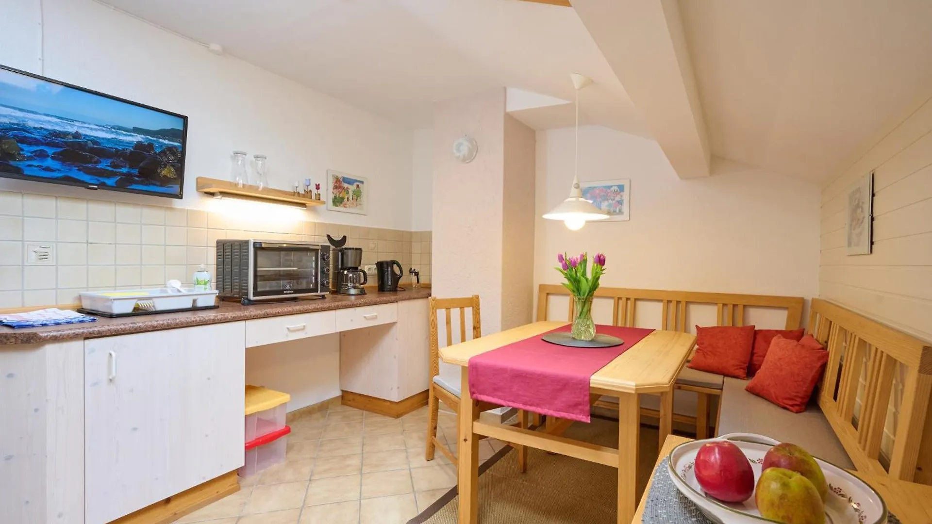 Apartment Gaestehaus Weissenbacher-Ferienwohnungen Marquartstein Deutschland